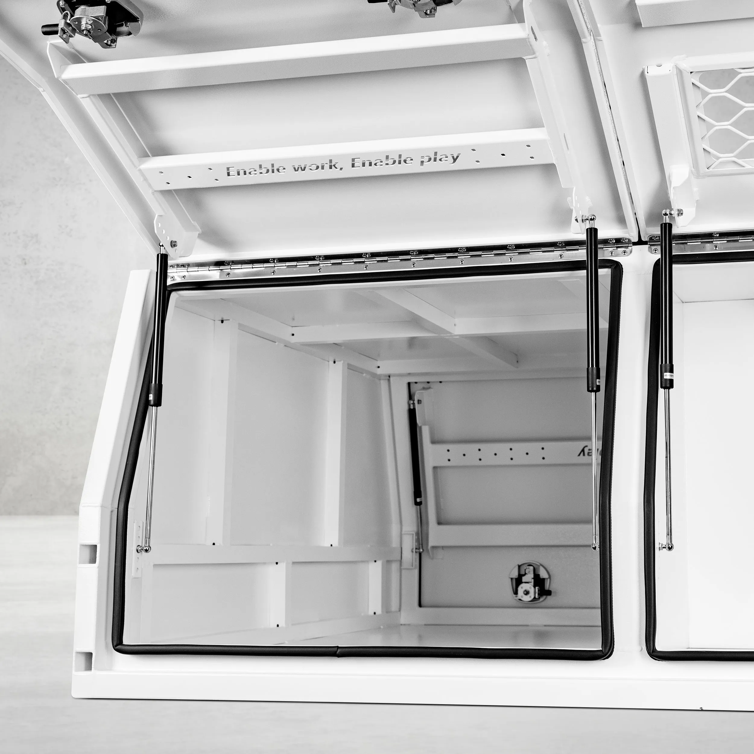 1800mm Aluminium Canopy DS - White