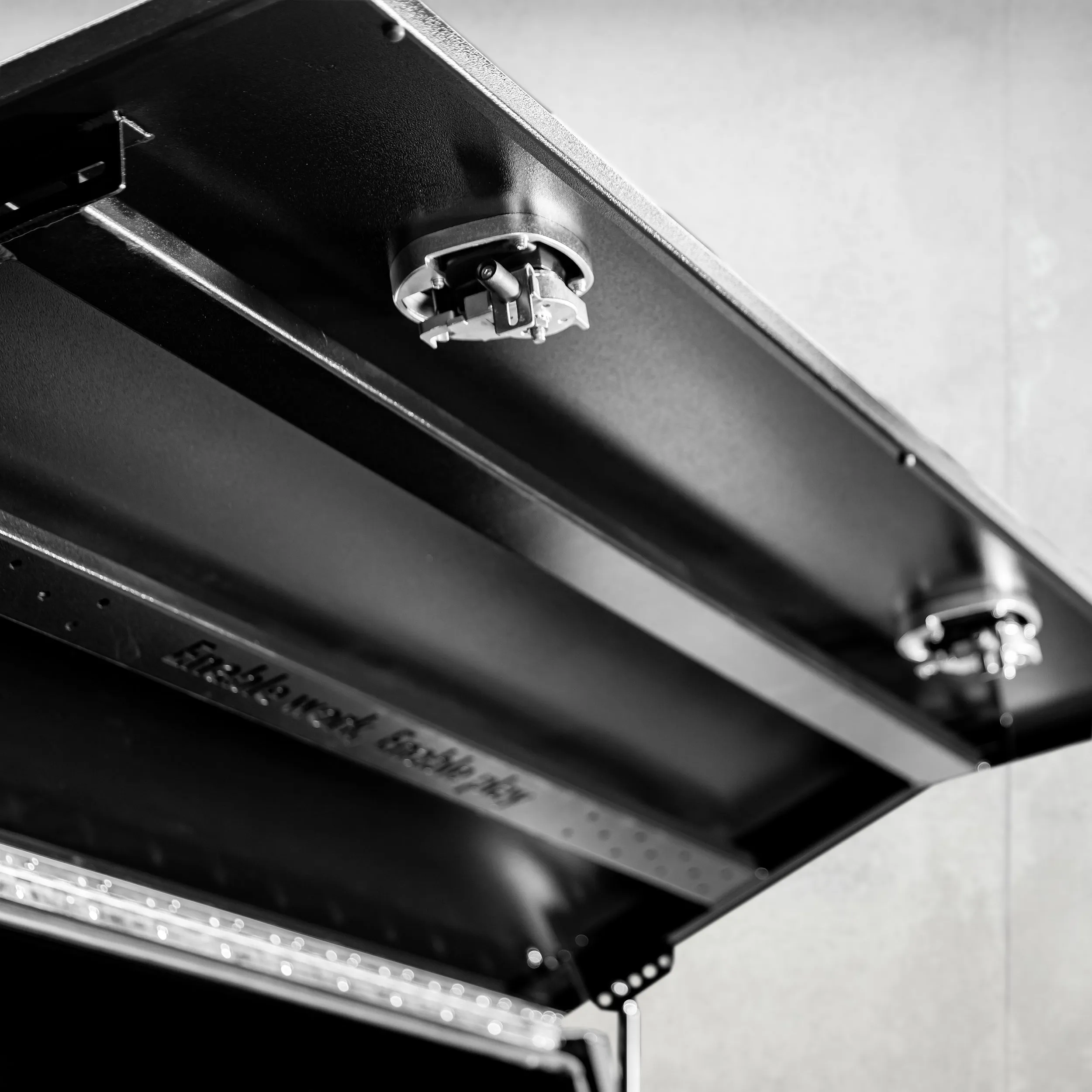 2100mm Aluminium Canopy - Black