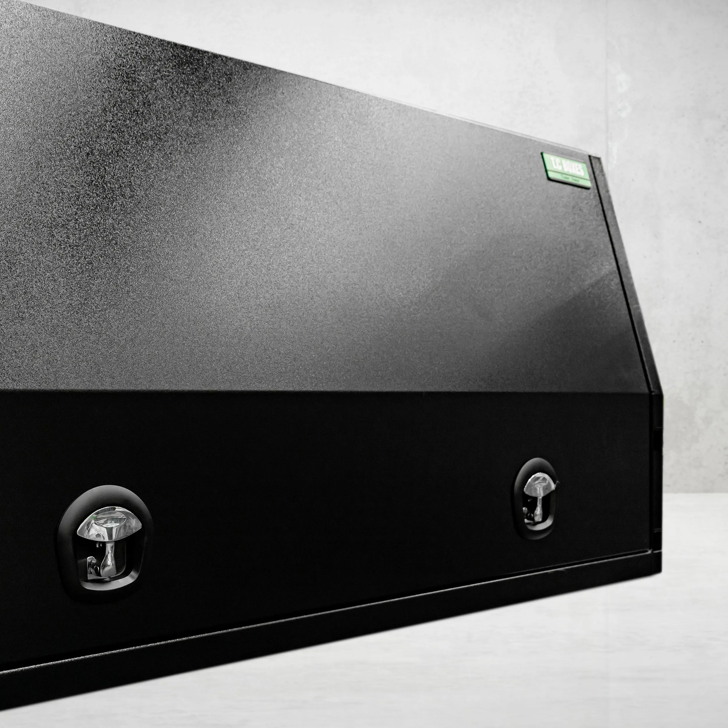 2100mm Aluminium Canopy - Black