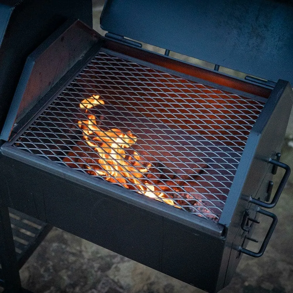 24" x 20" BBQ Pit w/ Firebox & Smoker