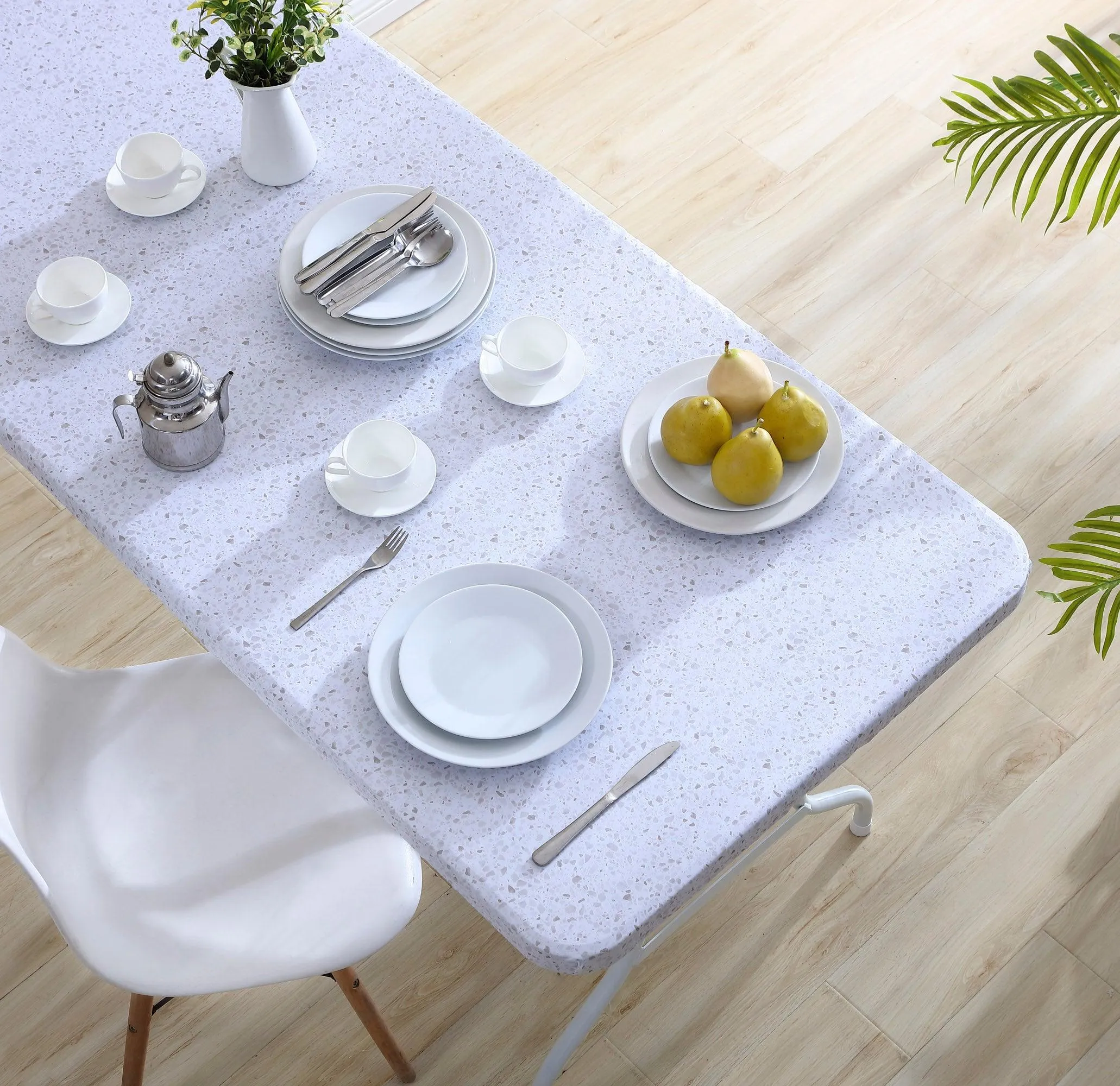 Brielle Home 100% Cotton Printed Fabric Fitted Table Cover
