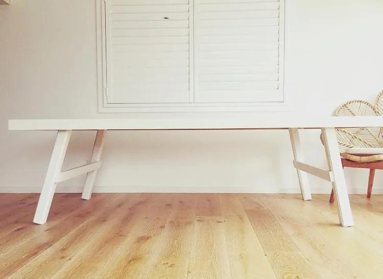 Table White Feasting